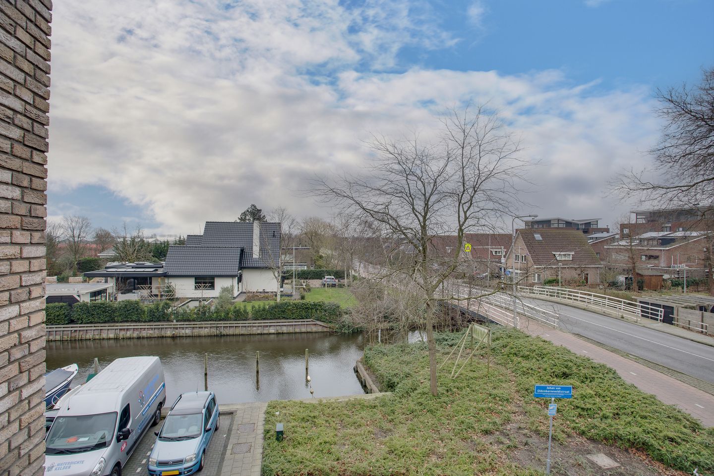 Foto 10 van Johan van Oldenbarneveldtstraat 1-L