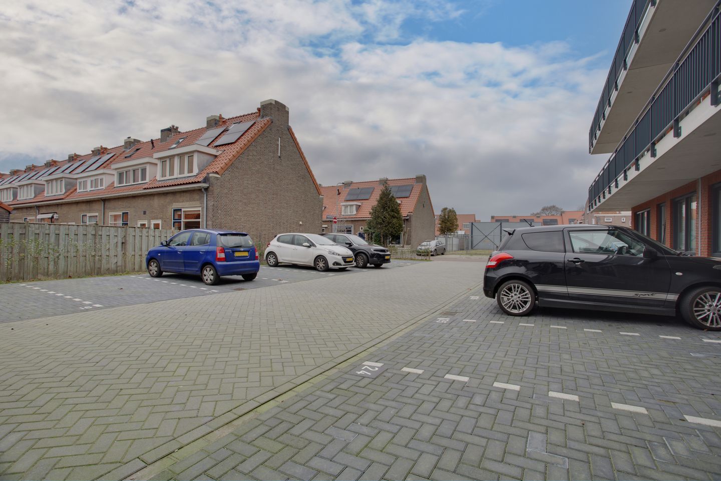 Foto 34 van Johan van Oldenbarneveldtstraat 1-L