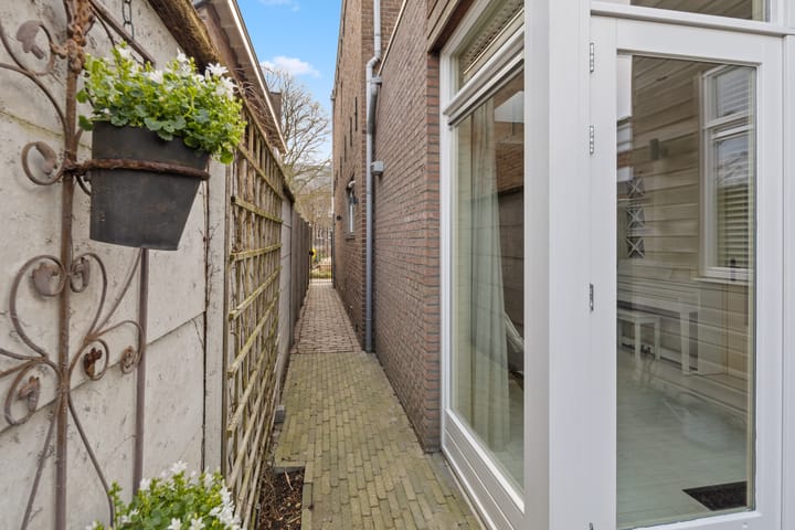 Foto 45 van Wouwseweg 72