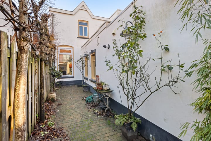 Foto 35 van Sophiastraat 75