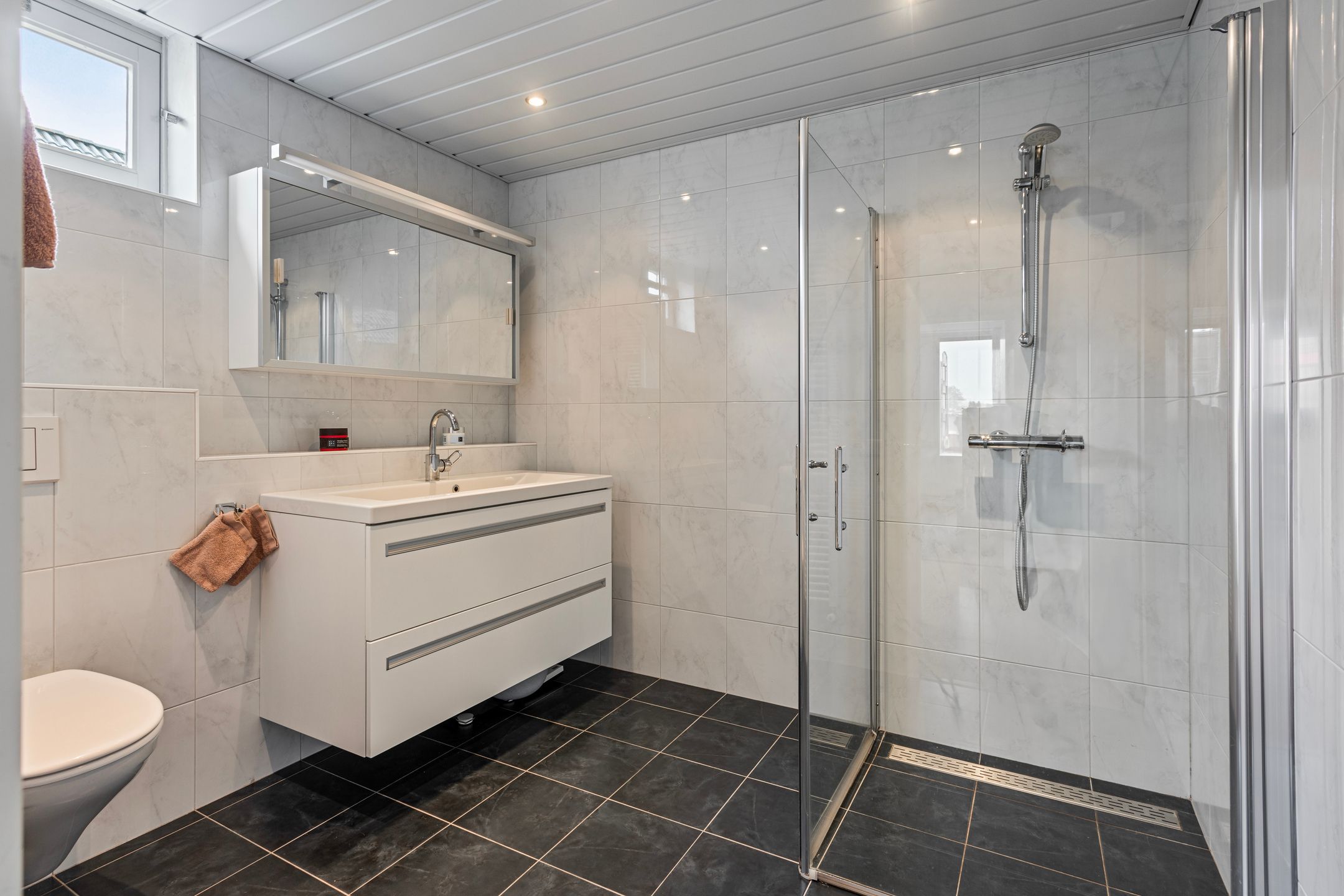 Photo 12 of Vierhoeksingel 152