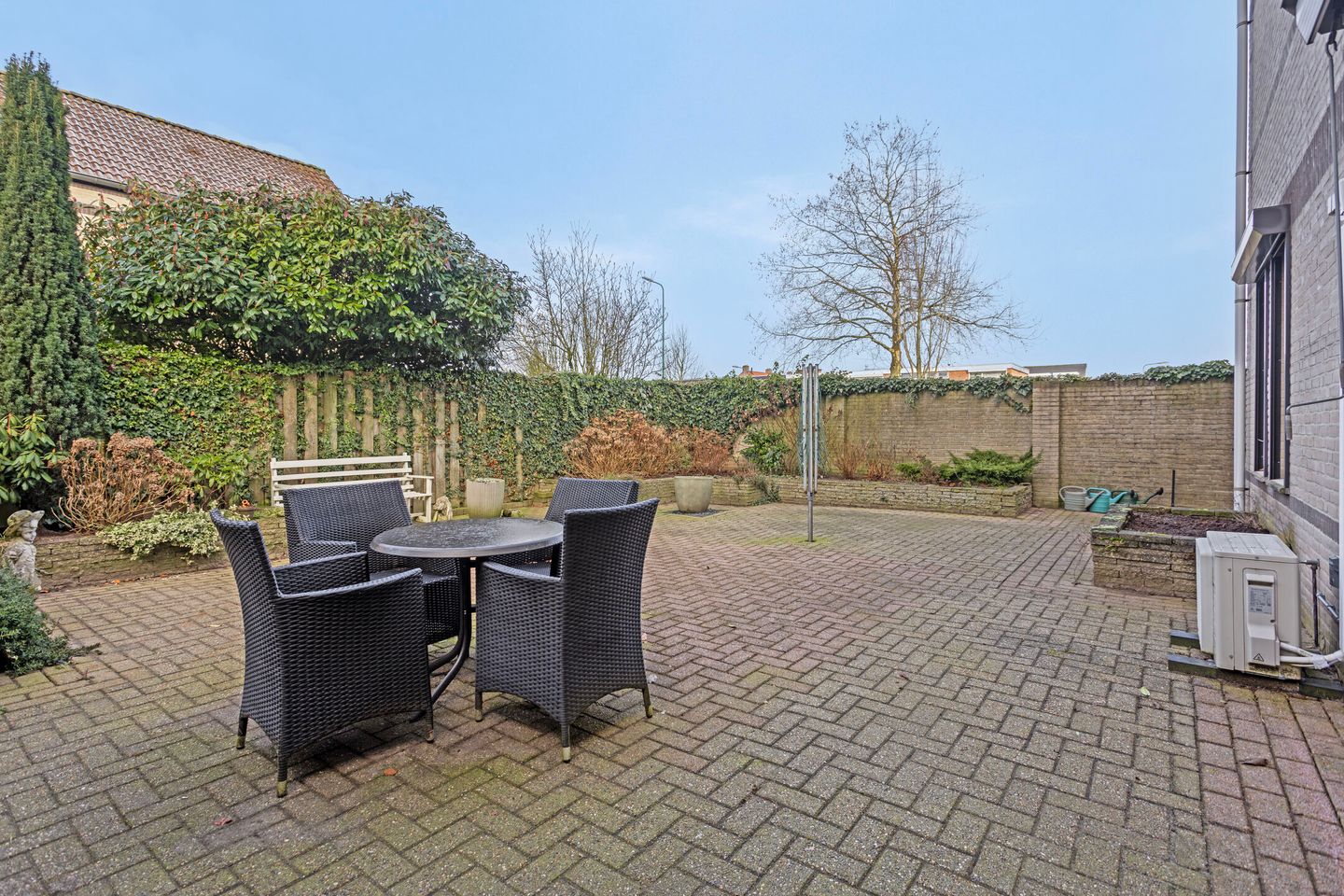 Photo 19 of Vierhoeksingel 152