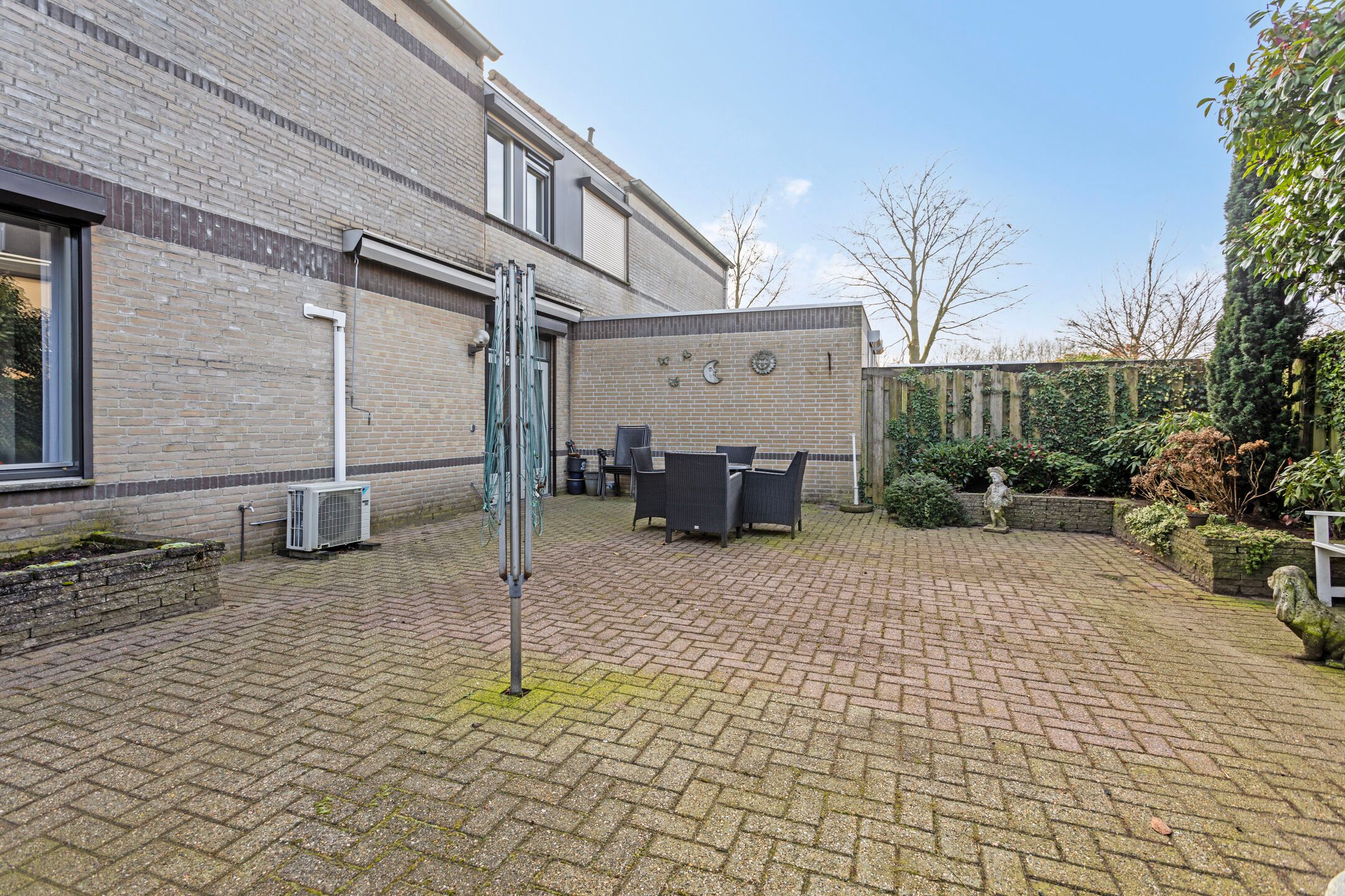 Photo 21 of Vierhoeksingel 152