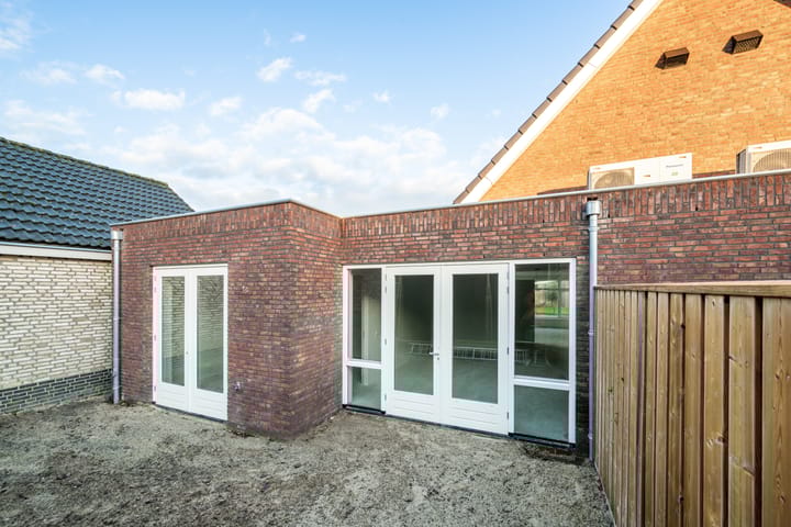 Photo 4 of Langwijkstraat 2-E