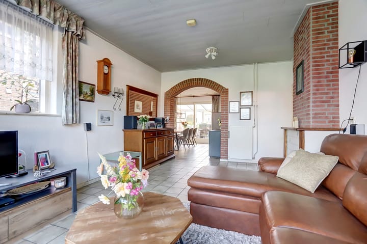 Photo 15 of Parallelstraat 36