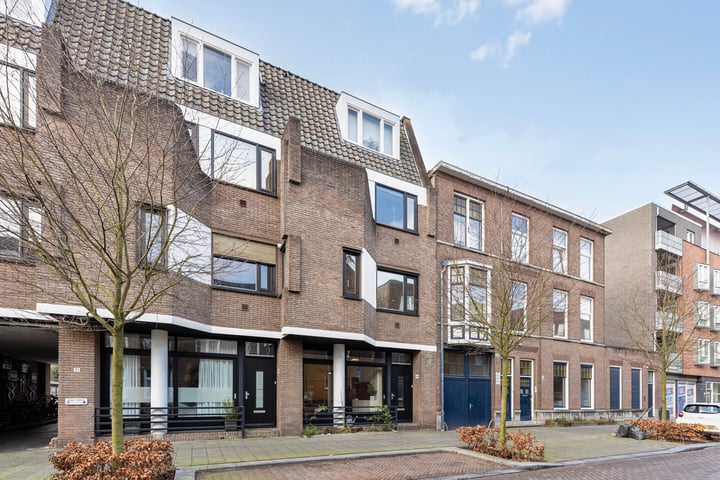 Foto 1 van Meerten Verhoffstraat 11-A2