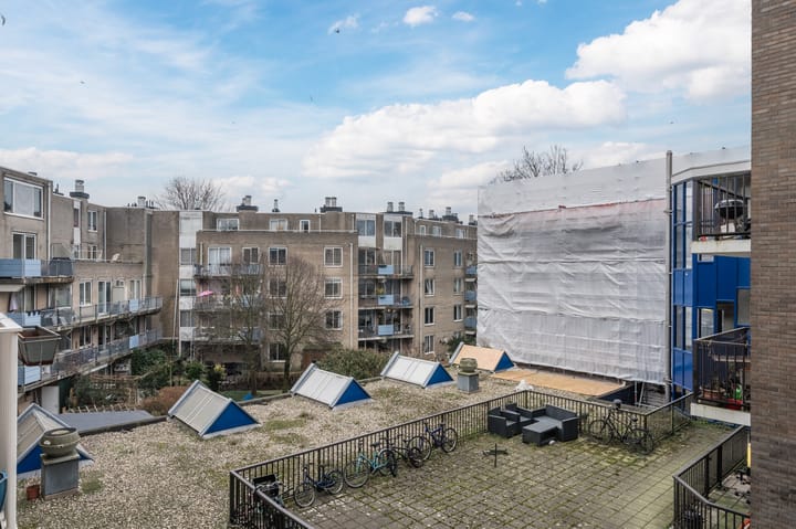 Foto 23 van Van Noordtstraat 9-H