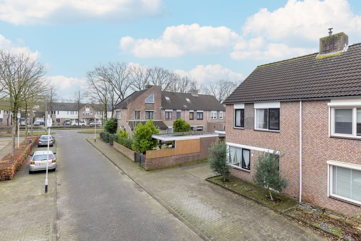 Foto 8 van Bingelkruid 1