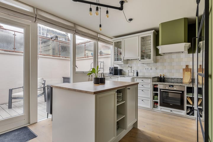 Foto 16 van Buiten Nieuwstraat 105