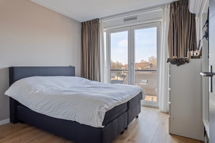 Foto 16 van Kamperfoeliestraat 16-E