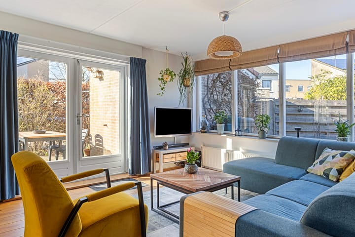 Foto 7 van Lomeijerplein 9