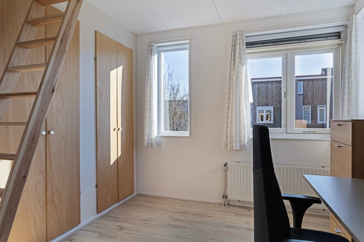 Foto 23 van Lomeijerplein 9