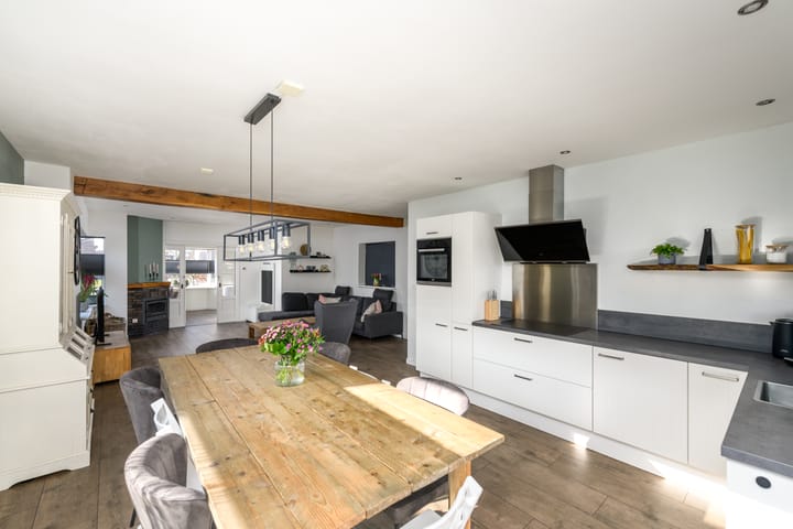 Foto 5 van Lycklamaweg 142