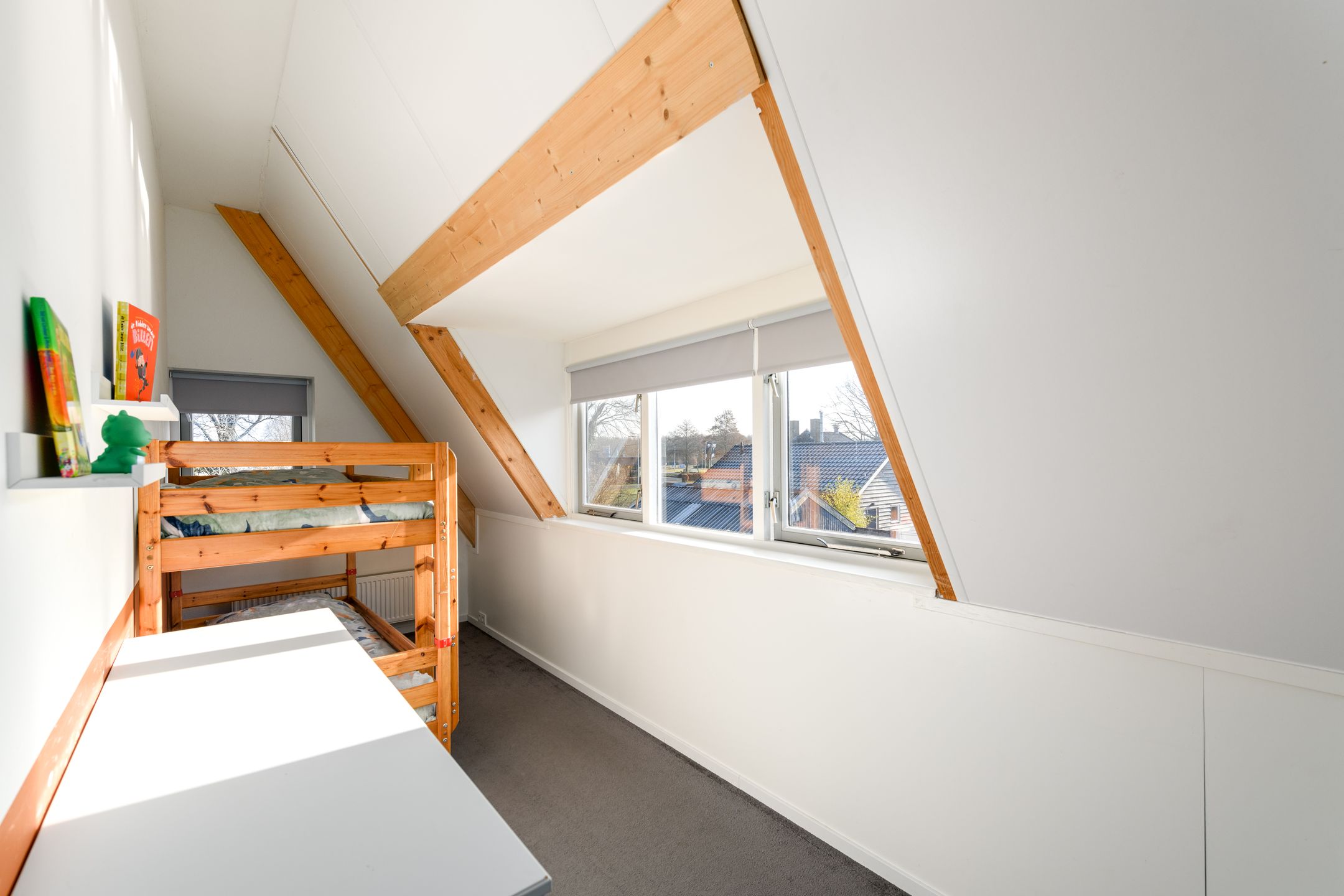 Foto 27 van Lycklamaweg 142