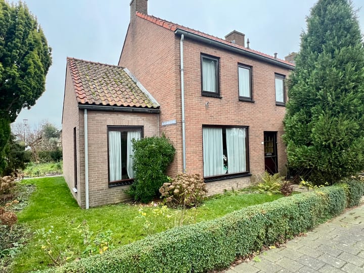 Foto 1 van Margrietstraat 12