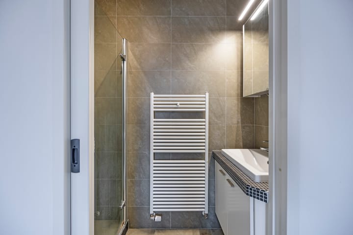 Foto 12 van Leenderweg 43-B