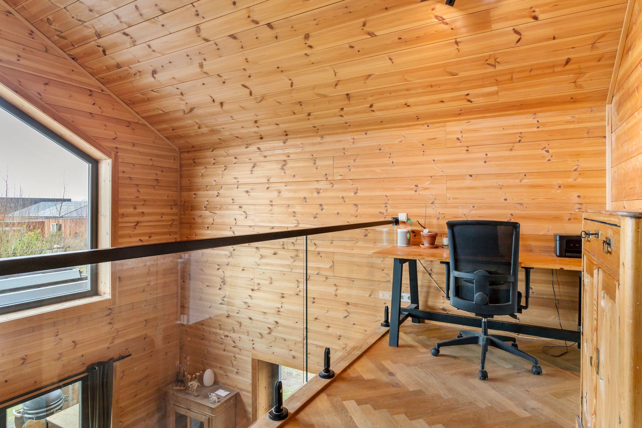 Foto 18 van James Wattweg 6