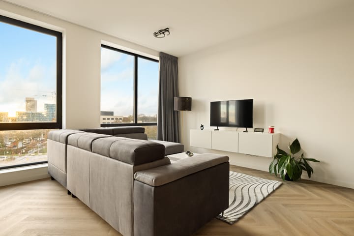 Photo 8 of Dudokstraat 182
