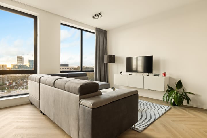 Photo 11 of Dudokstraat 182