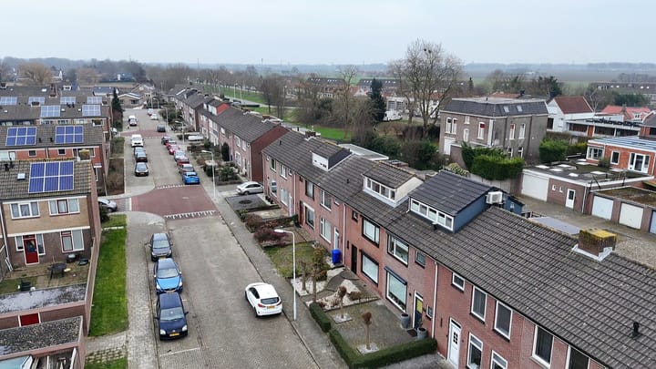 Foto 17 van Azaleastraat 23