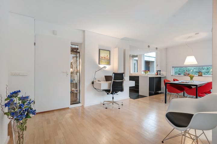 Foto 21 van Gentiaan 16