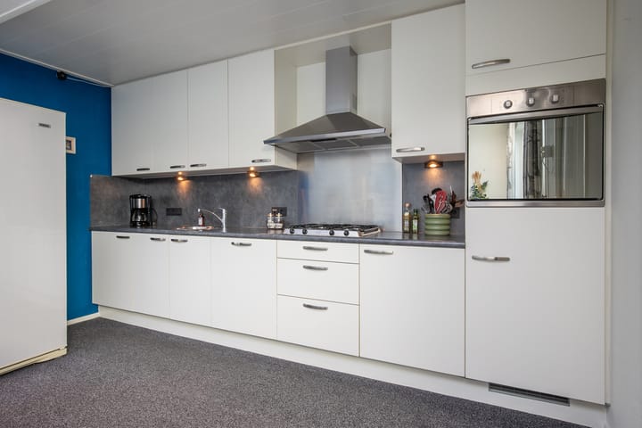 Photo 10 of Heiveldstraat 34