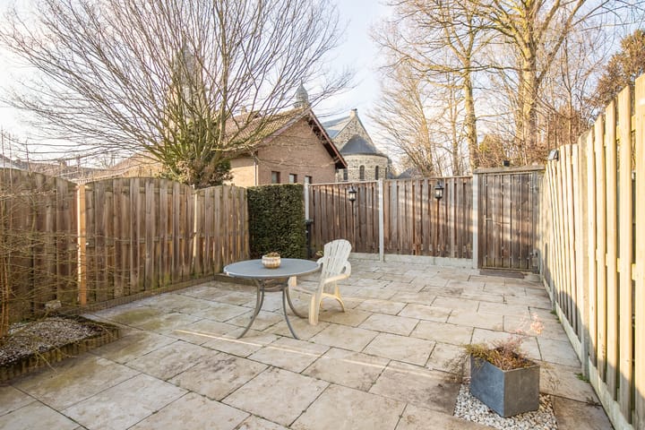 Photo 23 of Heiveldstraat 34