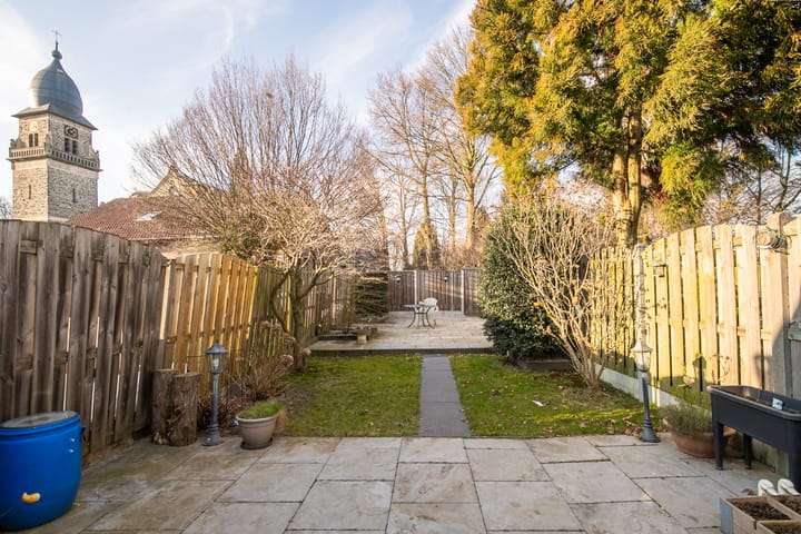 Photo 24 of Heiveldstraat 34