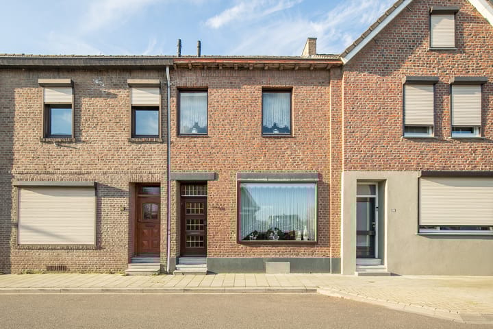 Photo 28 of Heiveldstraat 34