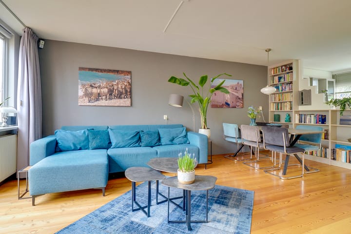 Foto 7 van Westfalen 64