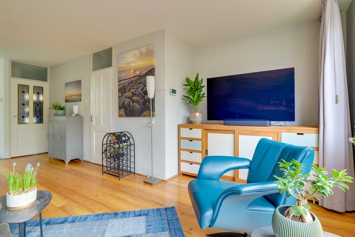 Foto 9 van Westfalen 64