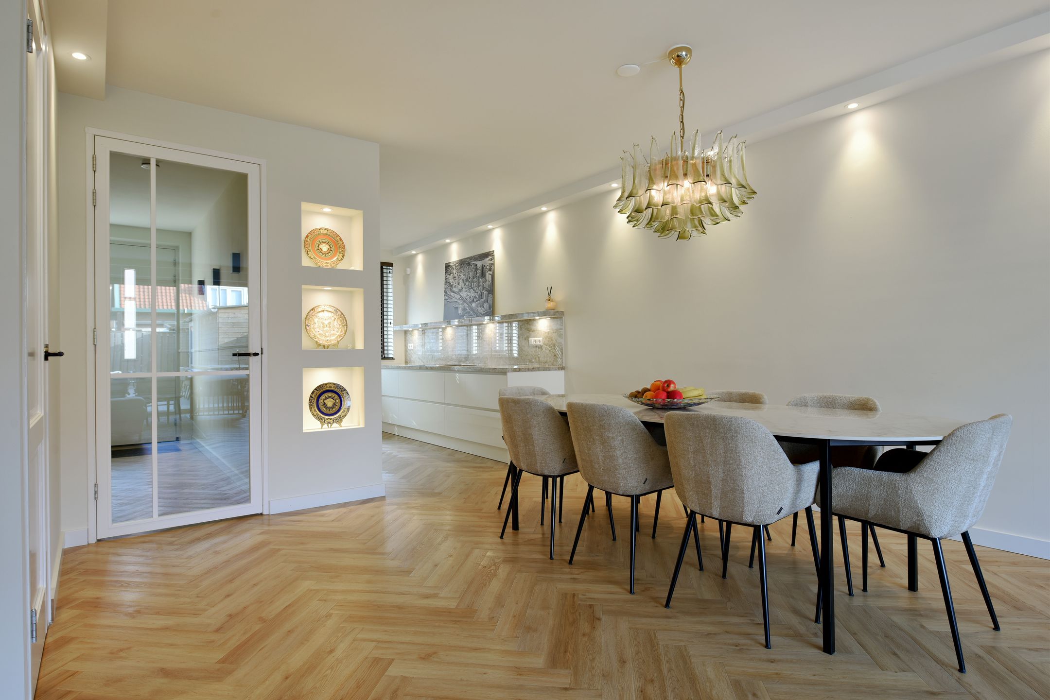 Foto 9 van Gevers van Endegeeststraat 6