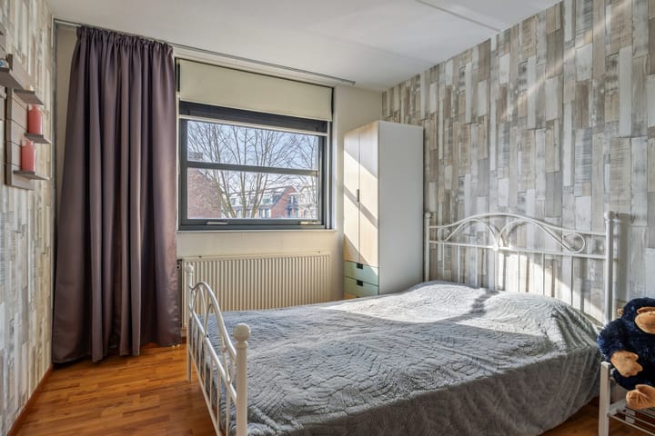 Foto 31 van Donizettistraat 93