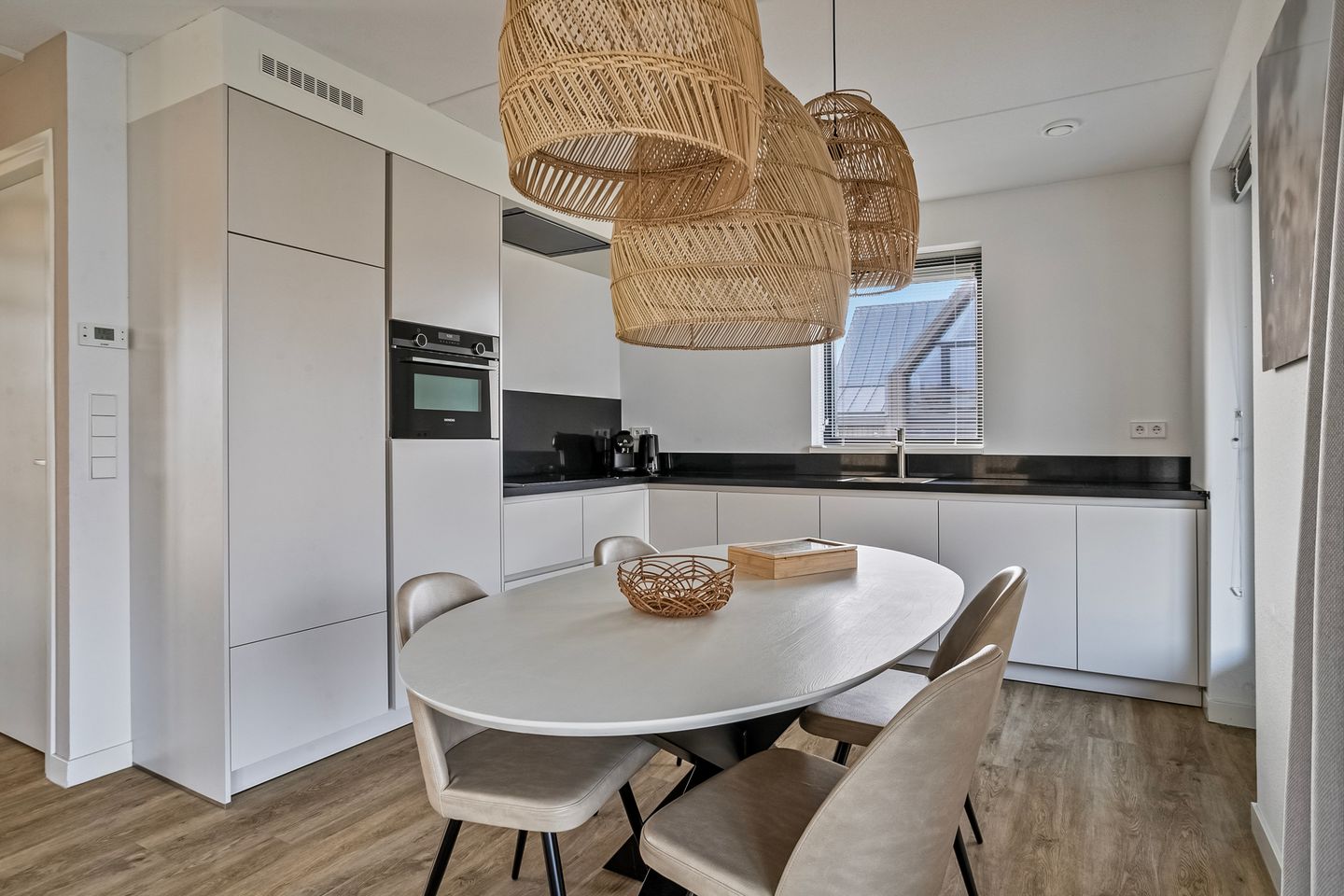 Photo 14 of Oesterdam 309