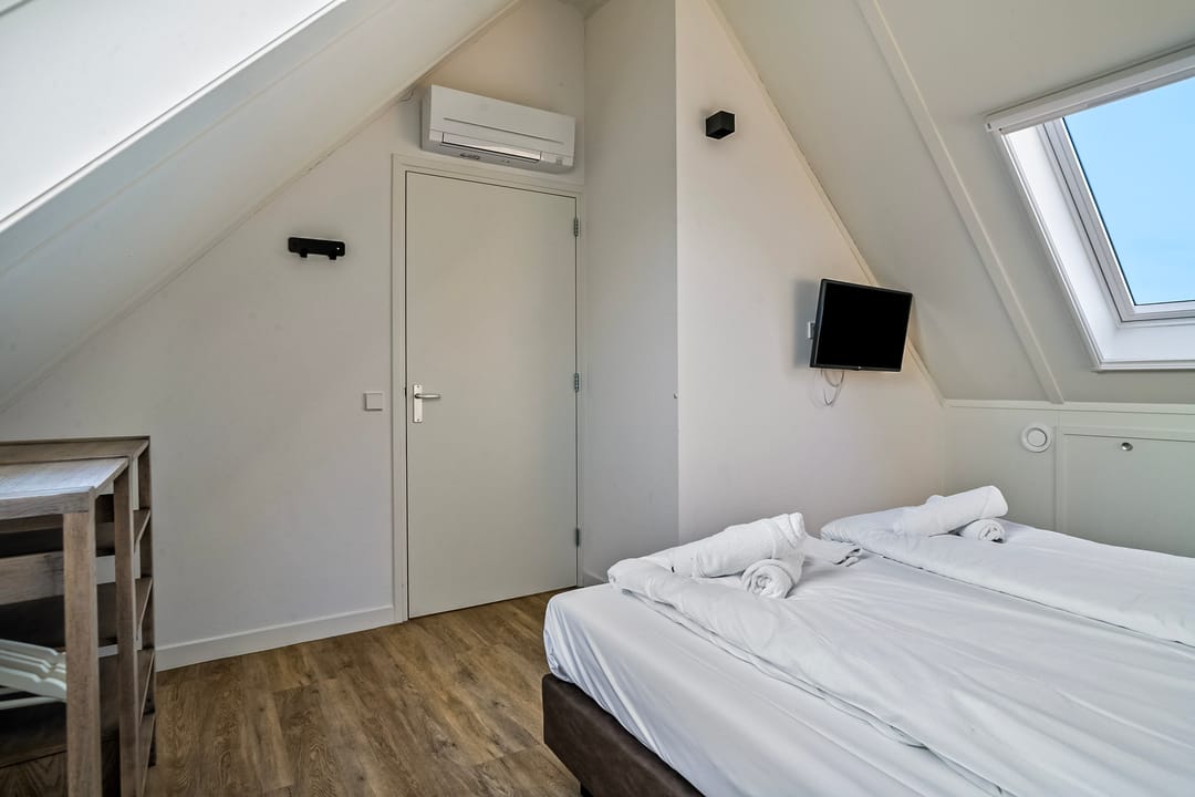 Photo 22 of Oesterdam 309