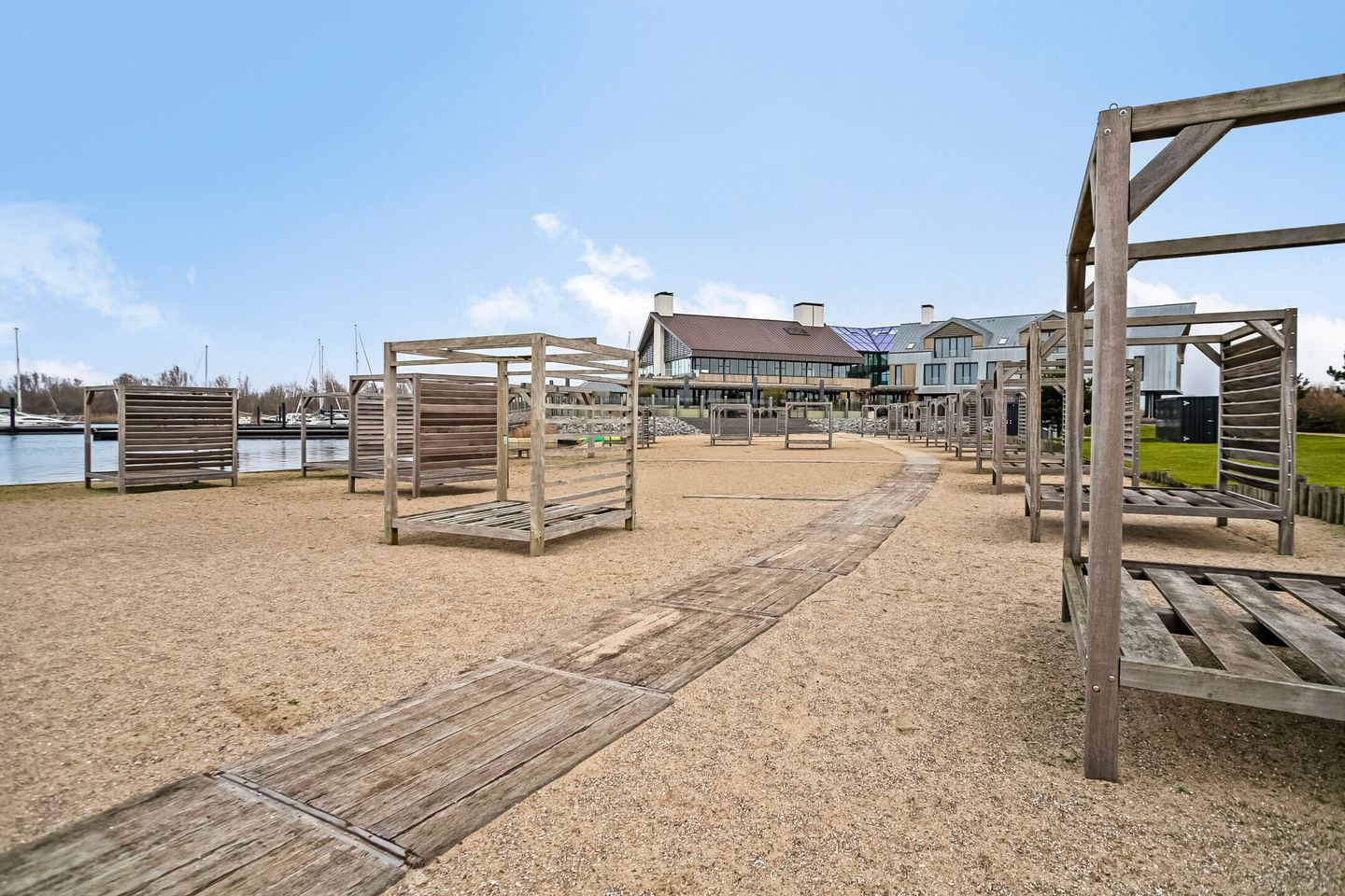 Photo 55 of Oesterdam 309