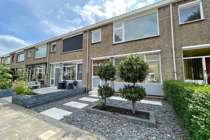 Mr. Van Houtenstraat 35