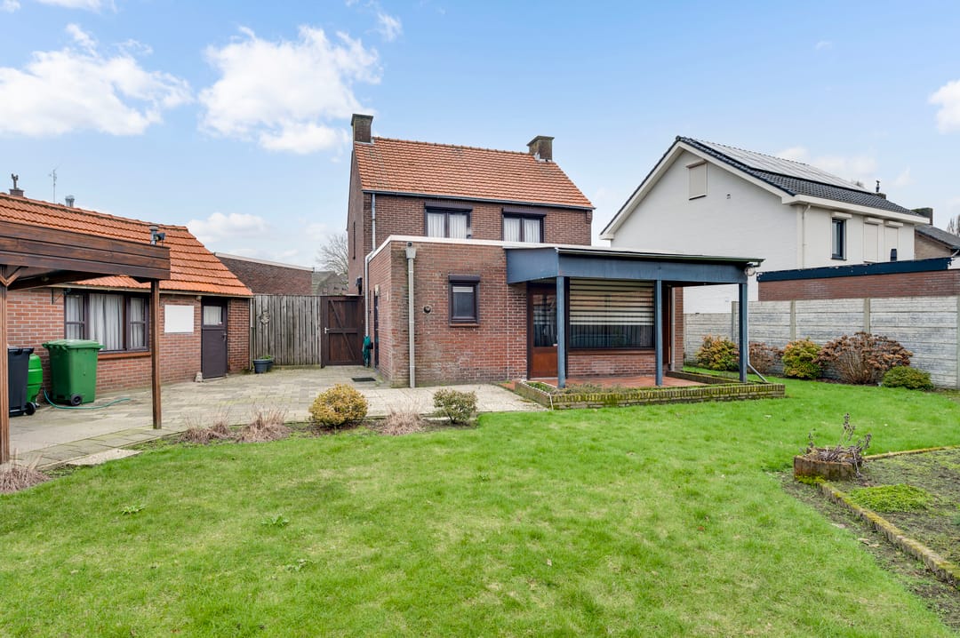 Foto 2 van Burg. van Udenstraat 2