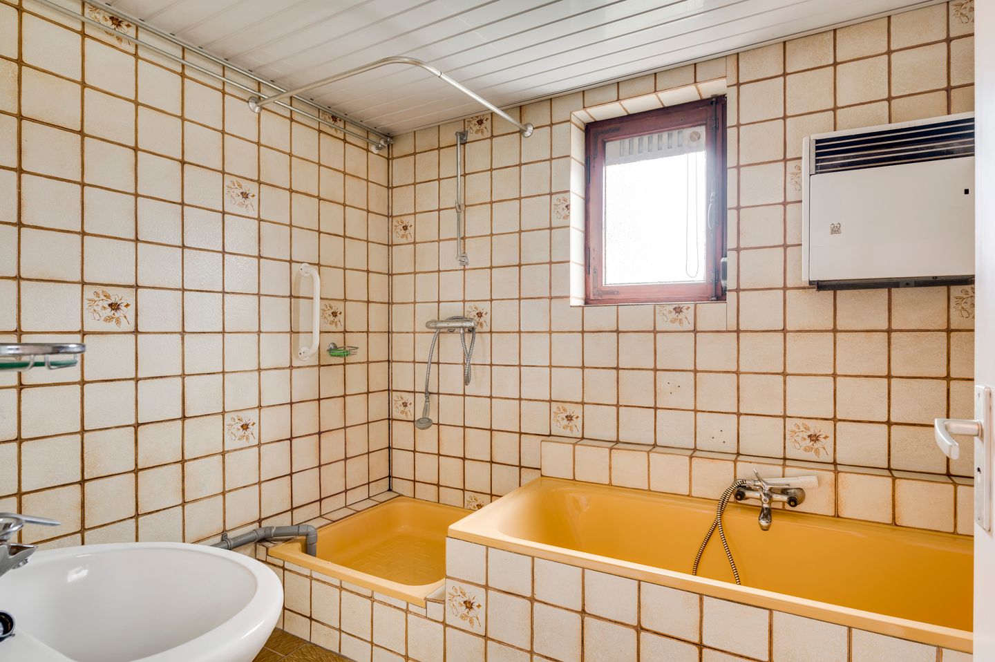 Foto 10 van Burg. van Udenstraat 2