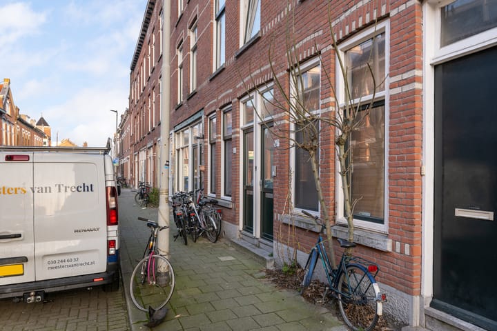 Photo 21 of Philips Willemstraat 24-B01