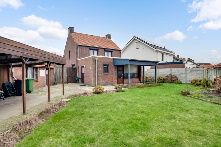 Foto 17 van Burg. van Udenstraat 2