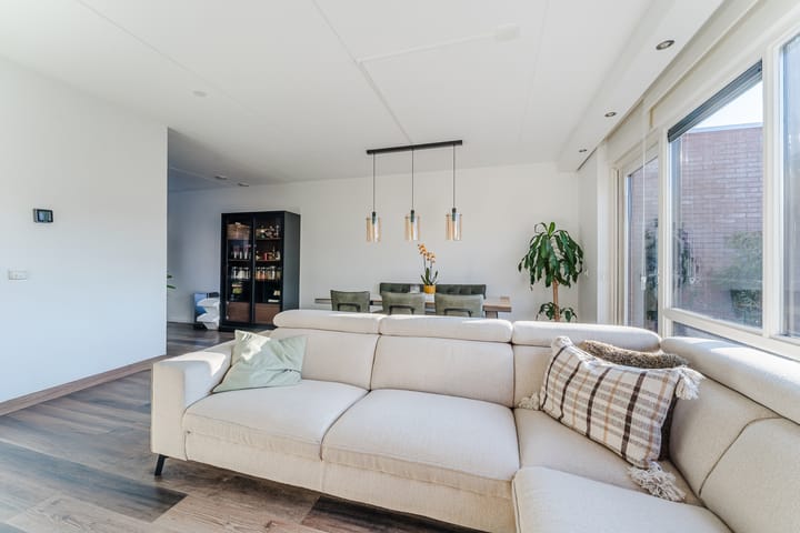 Photo 4 of Renate Rubinsteinlaan 16