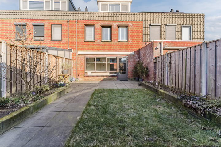 Photo 33 of Renate Rubinsteinlaan 16