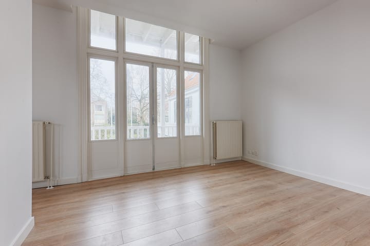 Foto 5 van Van Stolkweg 16-L