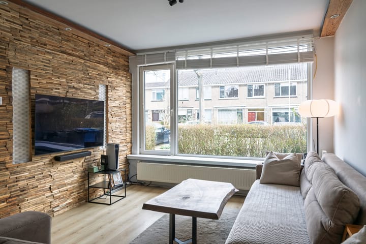 Foto 5 van Cornelis Outshoornstraat 21