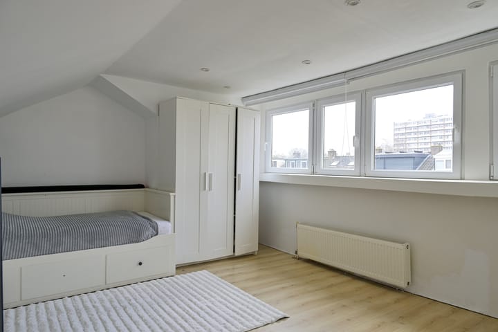 Foto 21 van Cornelis Outshoornstraat 21