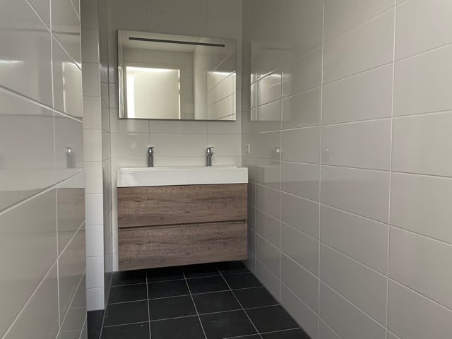 Photo 16 of J.C. van Neckstraat 13