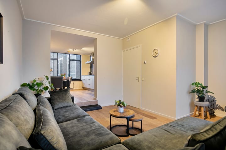 Foto 2 van P Czn Hooftlaan 6-A