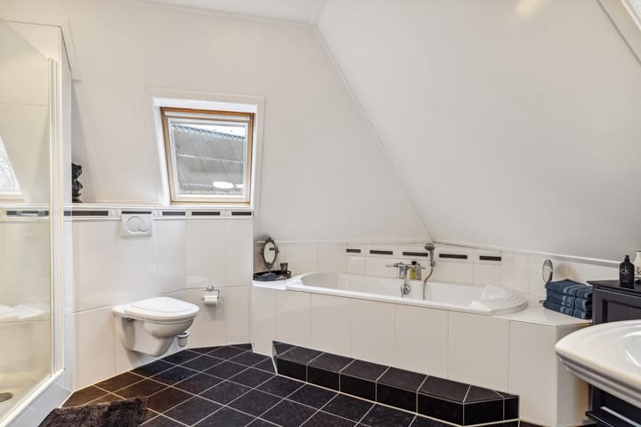 Foto 32 van Molenlaan 46