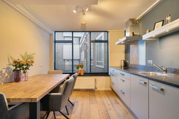 Foto 15 van P Czn Hooftlaan 6-A